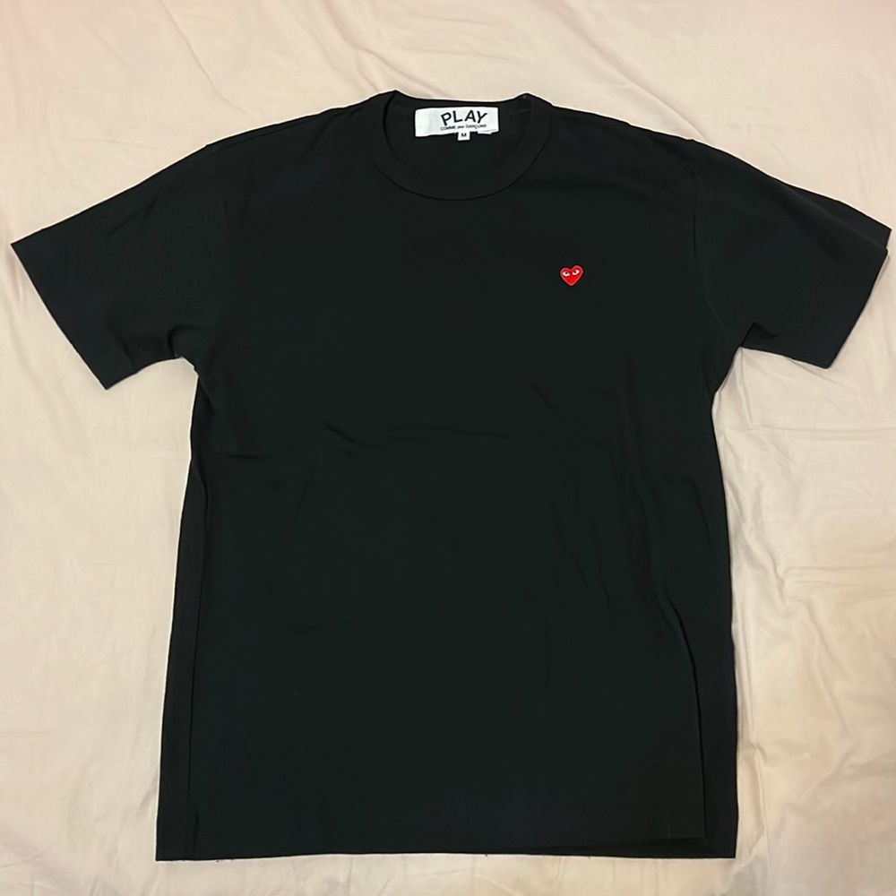 Comme des Garcons PLAY Heart Tee Size Medium